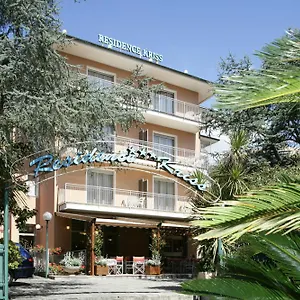 Kriss Aparthotel